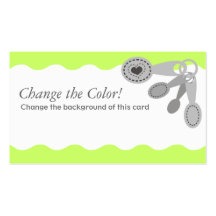 Cuisine de coeur de doseurs faisant des cartes de  carte de visite