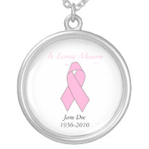 Dans la mémoire affectueuse, cancer du sein pendentifs