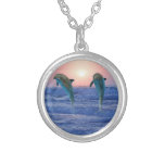 Dauphins au lever de soleil collier personnalisé