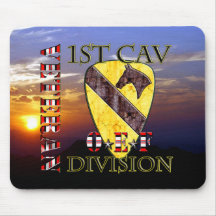 de 1st Veteraan van de Afdeling OEF van de Cavaler Muis Matten