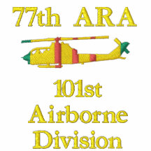 de 77ste LuchtArtillerie van de Raket ah-1 Overhem