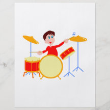 De jongens speel drumset scherpe randen van de car persoonlijke folder