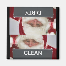 De kerstman maakt de Vuile Magneet van de Afwasmac