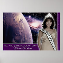 Diana Santoro, galaxie 2002-4 de Mme Amérique du N Poster
