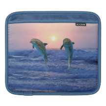 Dolfijnen bij zonsopgang iPad sleeves