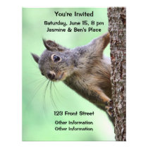Écureuil sur un arbre invitations