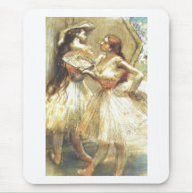 Edgar Degas deux femmes de danseur éventent le tut Tapis De Souris