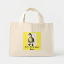 Emily avec le transp 2 de queue, chaque chose est  sac en toile