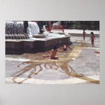 Enfants gitans prenant un bain, Valence, Espagne Poster