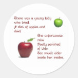 Fille de cidre d'Apple Autocollant Rond