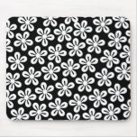 Fleurs blanches sur Mousepad noir Tapis De Souris
