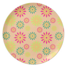 Fleurs estivales jaunes assiettes pour soirée