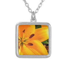 Floraison jaune de Lillies Collier Personnalisé
