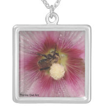 Gaffez le collier d'abeille