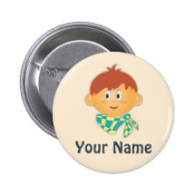 Garçon couvert de taches de rousseur avec une écha badge avec épingle