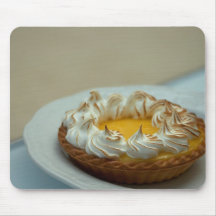 Gâteau au goût âpre de meringue de citron tapis de souris
