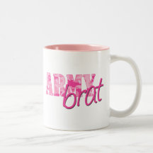 Gosse d'armée tasse