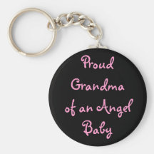 Grand-maman fière d'un bébé d'ange porte-clef