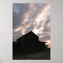 Grange au lever de soleil posters