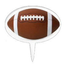 Haut de forme de gâteau du football piques à gâteaux