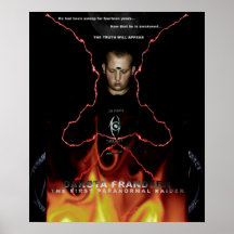 Het eerste Paranormale Raider Poster