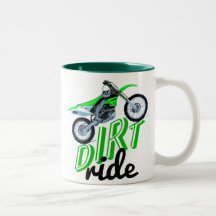 Het rennende team van het vuil koffie bekers