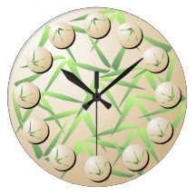 Horloge murale en bambou verte et crème de feuille