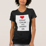 Houd Kalm en huw op Rood Hart Tshirt