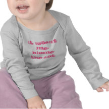 Il n'était pas moi. Blâmez le chat T-shirt