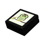 Illustration verte de hibou boîte à souvenirs