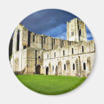 Image dramatique de juste d'abbaye de fontaines av magnets pour réfrigérateur
