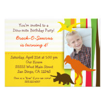 Invitation d'anniversaire de dinosaure avec la pho