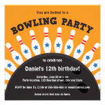 Invitation de partie de bowling avec la boule et l