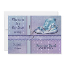 Invitation mauve de douche de rêves pour le bébé