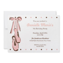 Invitation rose douce classique de chaussure de ba