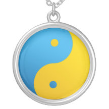 J'aime le collier de l'Ukraine - Ying Yang