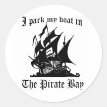 Je gare mon bateau dans la baie de pirate autocollants ronds