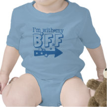 Je suis avec mon BFF (droit) T-shirt