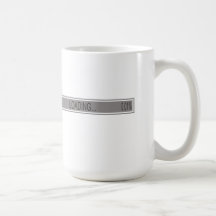 Juste charge cliquée sur tasse à café