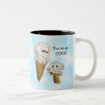 La bande dessinée mignonne fait face à des cornets tasse