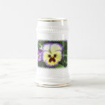 La fleur de pensée décrit la bière Stein Mug