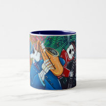 La mauvaise bande d'os de bleus tasse