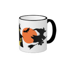 La nuit de sorcières attaquent tasse