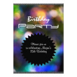 La partie allume l'invitation de fête d'anniversai