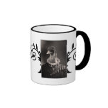 La tasse de la sorcière familière d'émeu