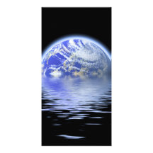 La terre au-dessus des ondulations de l'eau inondé cartes de vœux avec photo
