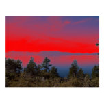 Lac et ciel rouge cartes postales