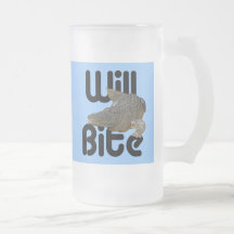 L'alligator mordra tasse