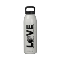 L'amour ne signifie rien dans une bouteille d'eau 