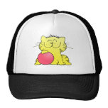 Lanceur mignon de chaton casquettes de camionneur